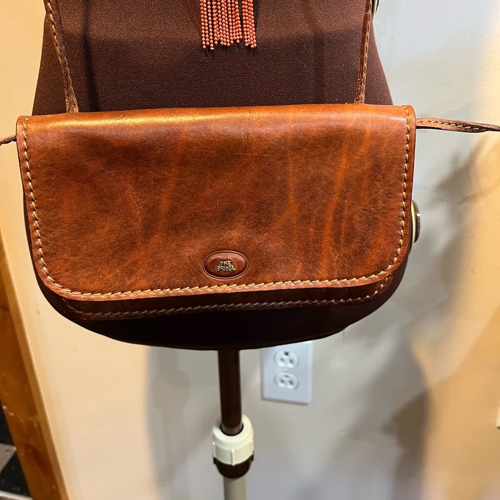 The Bridge Crossbody bag